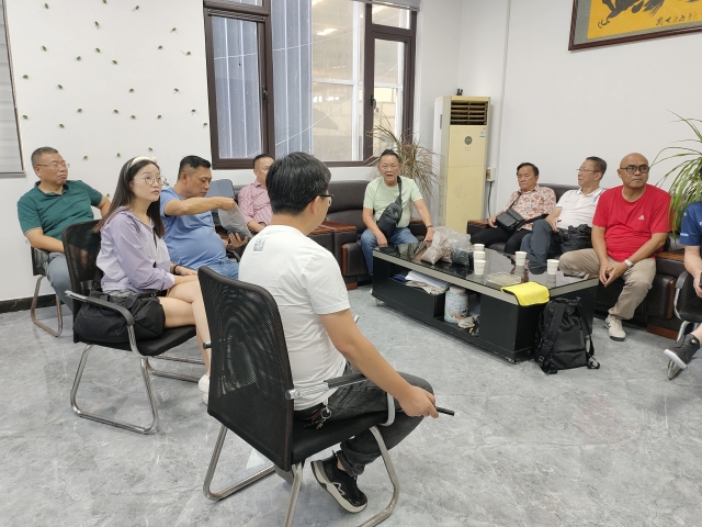一场与客户关于连续式糖心VLONG官方网站机的技术交流会